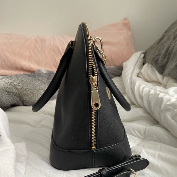 DKNY Purse - Picture 3 of 4